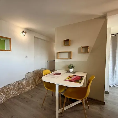 Cosy Equipe Lejlighed Laudun